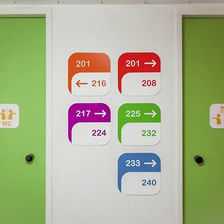 Hotelf1 Lille D'ascq