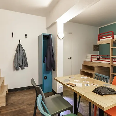 Hotelf1 Lille D'ascq