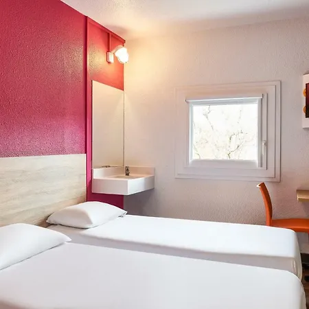 Hotelf1 Lille D'ascq Otel *